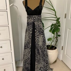 Adolfo Dominguez Black and Gray Patterned Dress